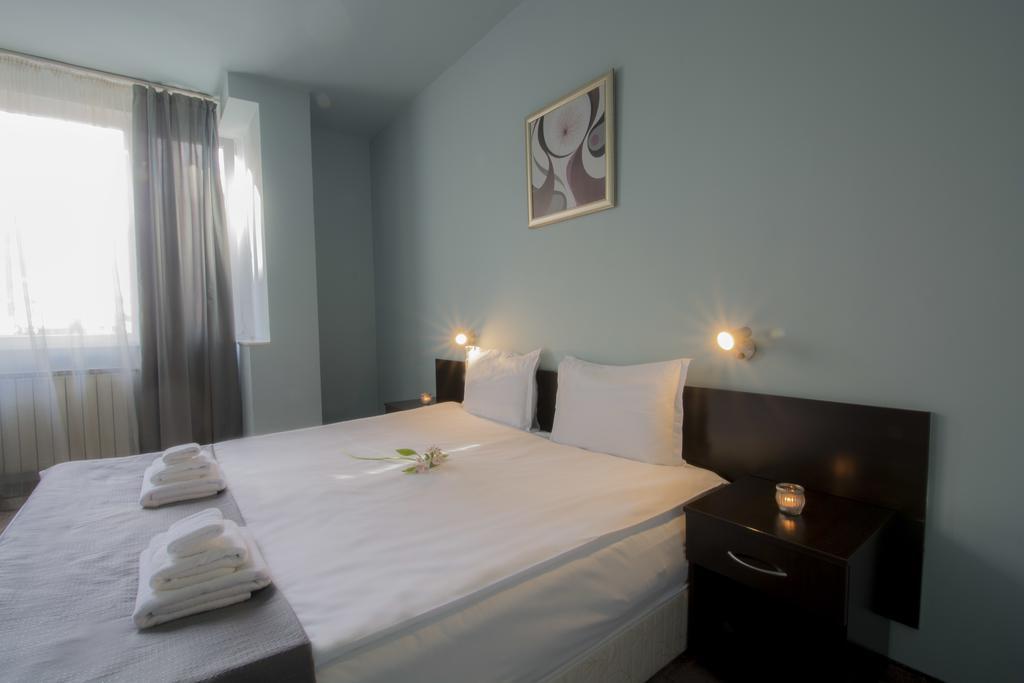 Hotel City Inn Sofia Buitenkant foto