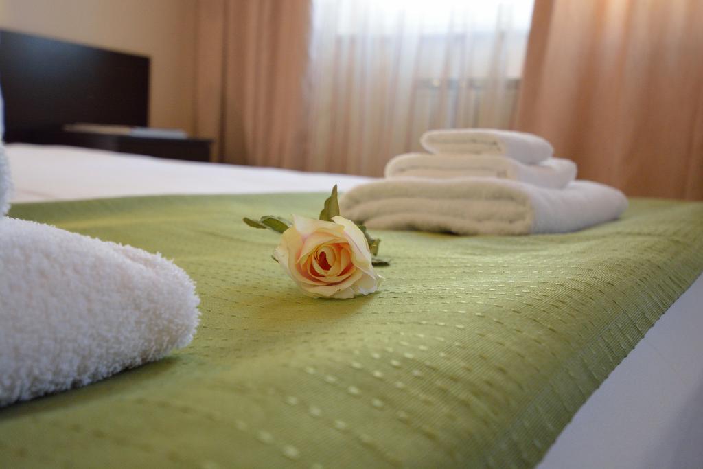 Hotel City Inn Sofia Buitenkant foto