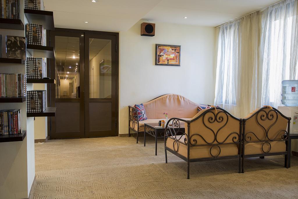 Hotel City Inn Sofia Buitenkant foto